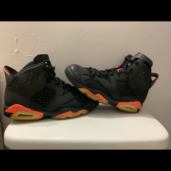Air Jordan 6s - Picture 8 of 8